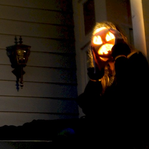 Jack-O' POSE