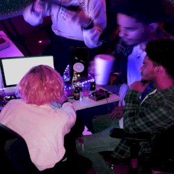 R&B SÄNGER