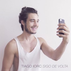 Sigo de volta