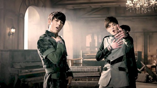 비밀(Insane) Official Music Video