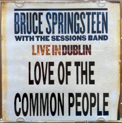 Live in Dublin: Love of the Common People