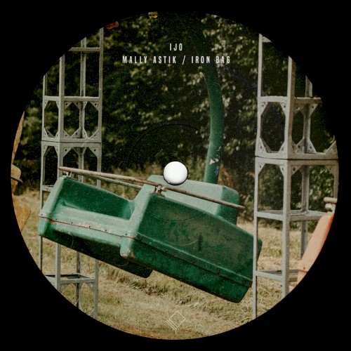 Mally Astik / Iron Bag