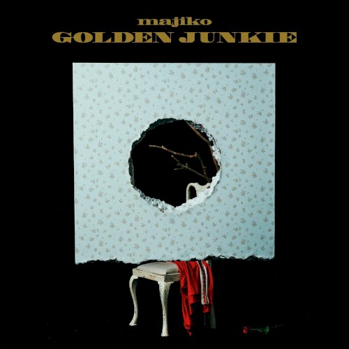 GOLDEN JUNKIE