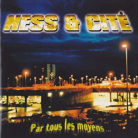 Par tous les moyens…