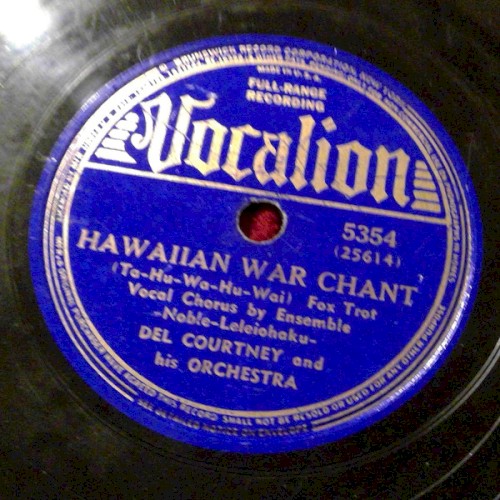 Hawaiian War Chant / The Singing Hills