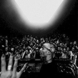 Light (extended mix)