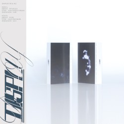 DISPLAY011 / DISPLAY012