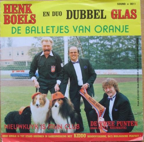 De balletjes van oranje