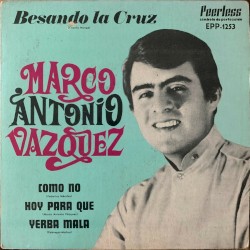 Besando la cruz