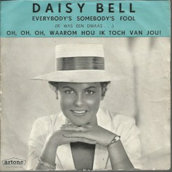 Ik was een dwaas, jij hield niet van mij / Oh, oh, oh, waarom hou ik toch van jou