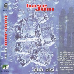 Dua Sisi