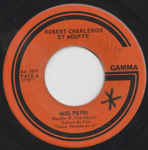 Miss Pepsi / Deux Femmes en or