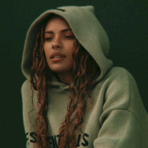 green eyes freestyle