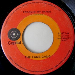 Twangin’ My Thang / Suelta mi pava