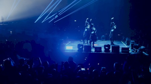 from me to u (LIVE FROM THE O2 / 2025)