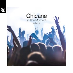 In The Moment (Extended House Mix)