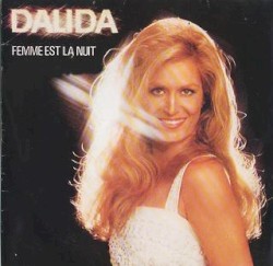 Femme est la nuit