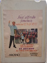 Canta sus éxitos