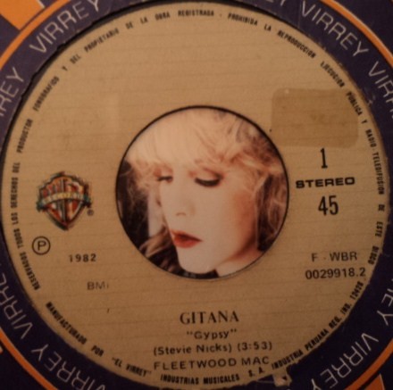 Gitana = Gypsy
