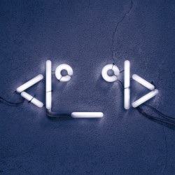 <I°_°I>